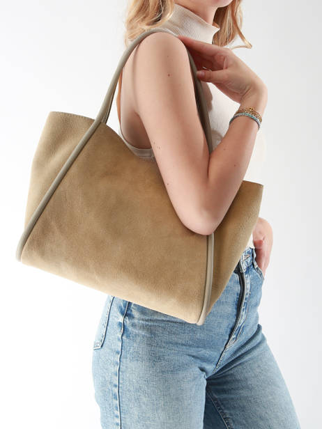 Shoulder Bag Velvet Caviar Leather Milano Beige velvet caviar VC24021 other view 1