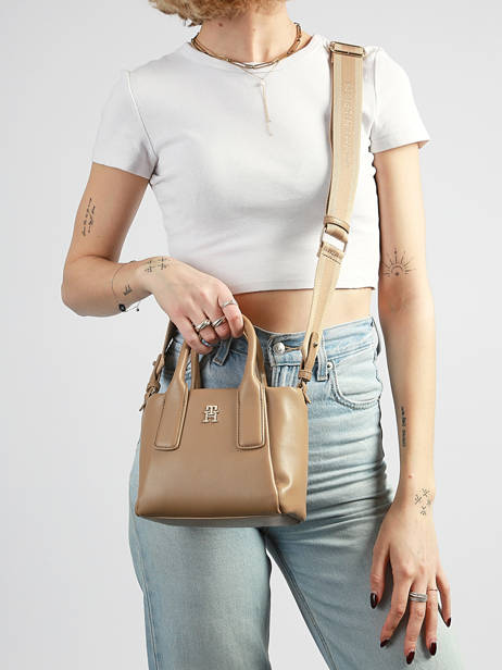 Sac Porté Main Th Essential Polyester Tommy hilfiger Beige th essential AW18371 vue secondaire 1